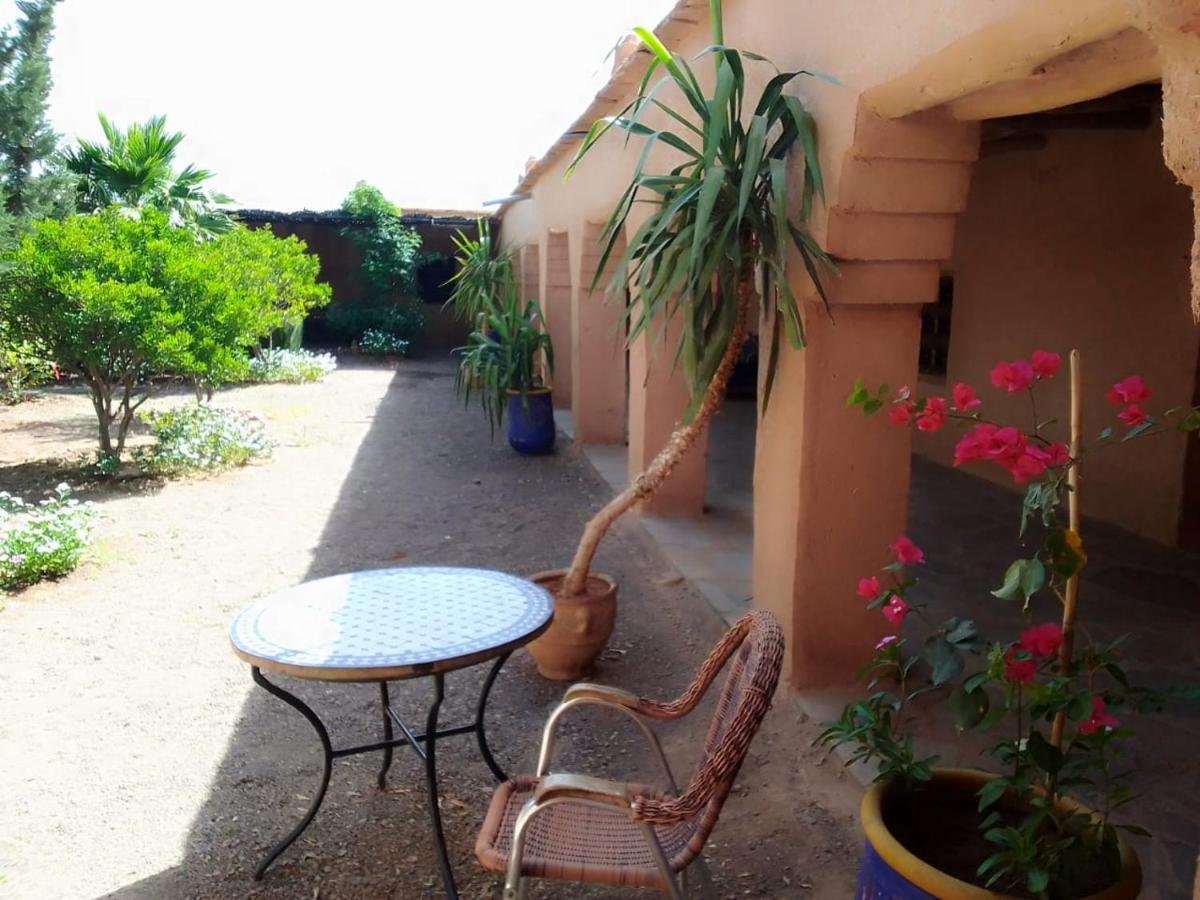 Auberge Bassou Nkob Bagian luar foto