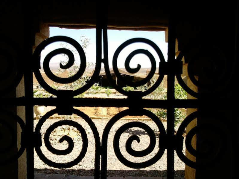 Auberge Bassou Nkob Bagian luar foto